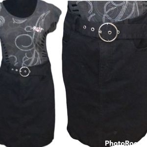 DYNAMITE black skirt size medium